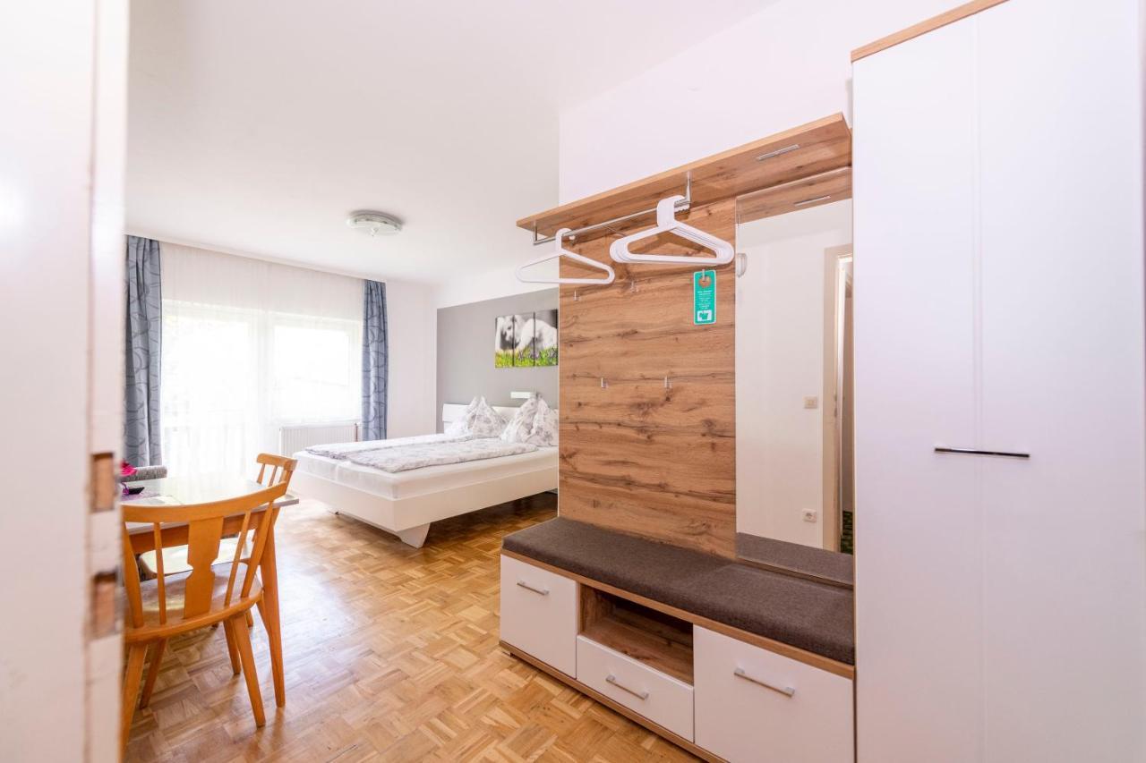 Gaestehaus Genf Velden am Wörthersee Eksteriør billede