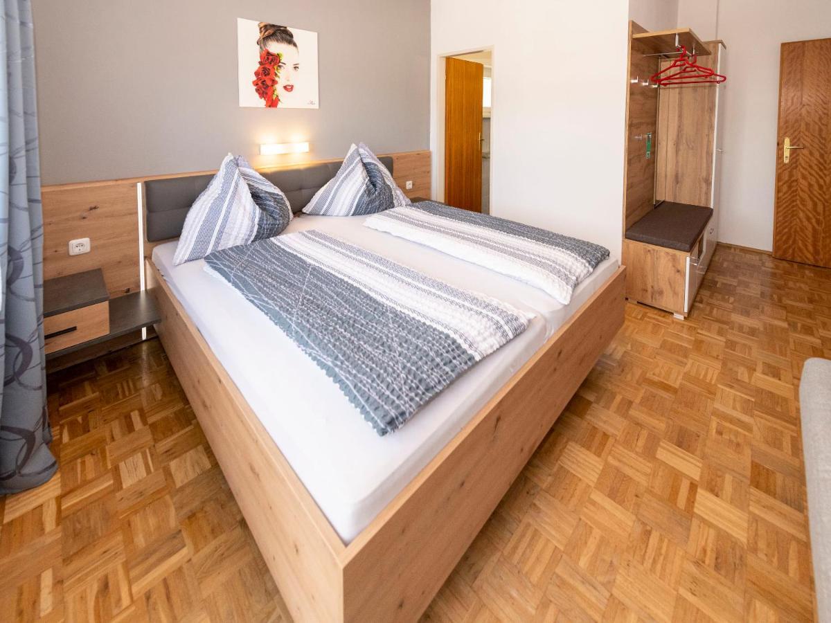 Gaestehaus Genf Velden am Wörthersee Eksteriør billede